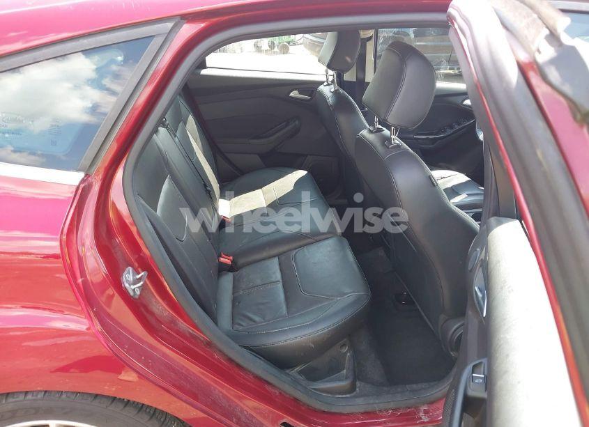 Photo 8 of 2017 Ford Focus TITANIUM (VIN 1FADP3N24HL306725)