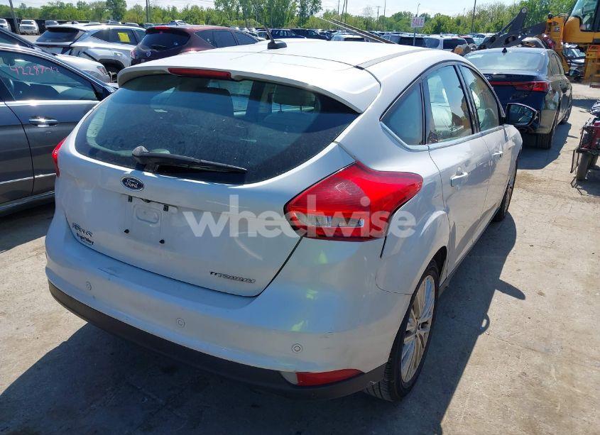 Photo 4 of 2018 Ford Focus TITANIUM (VIN 1FADP3N24JL279449)