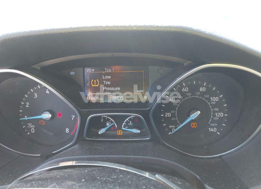 Photo 7 of 2018 Ford Focus TITANIUM (VIN 1FADP3N24JL279449)