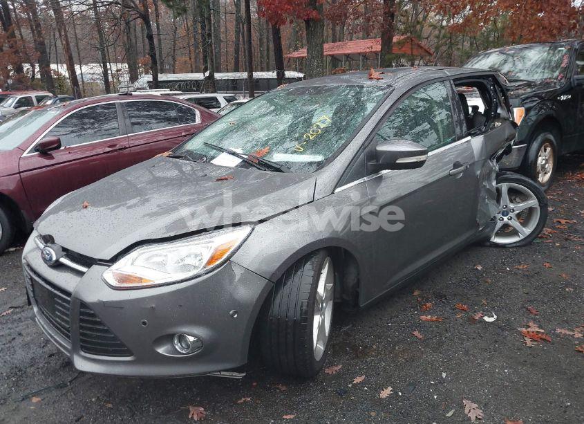 Photo 2 of 2013 Ford Focus TITANIUM (VIN 1FADP3N25DL132027)