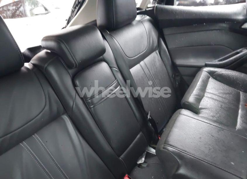 Photo 8 of 2013 Ford Focus TITANIUM (VIN 1FADP3N25DL132027)