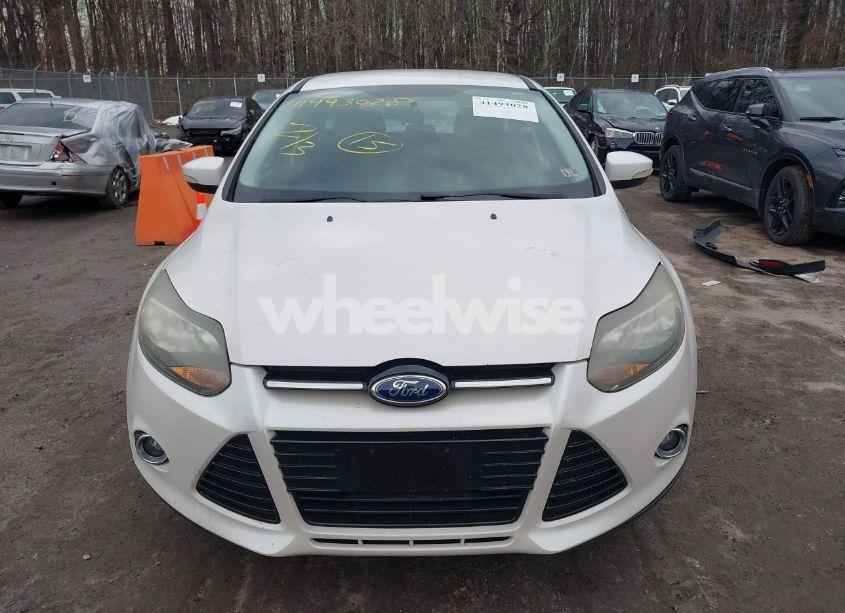 Photo 12 of 2013 Ford Focus TITANIUM (VIN 1FADP3N25DL143495)