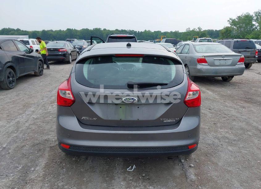 Photo 16 of 2013 Ford Focus TITANIUM (VIN 1FADP3N25DL219006)