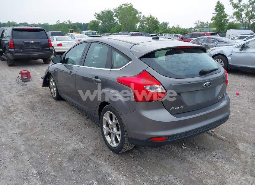 Photo 3 of 2013 Ford Focus TITANIUM (VIN 1FADP3N25DL219006)
