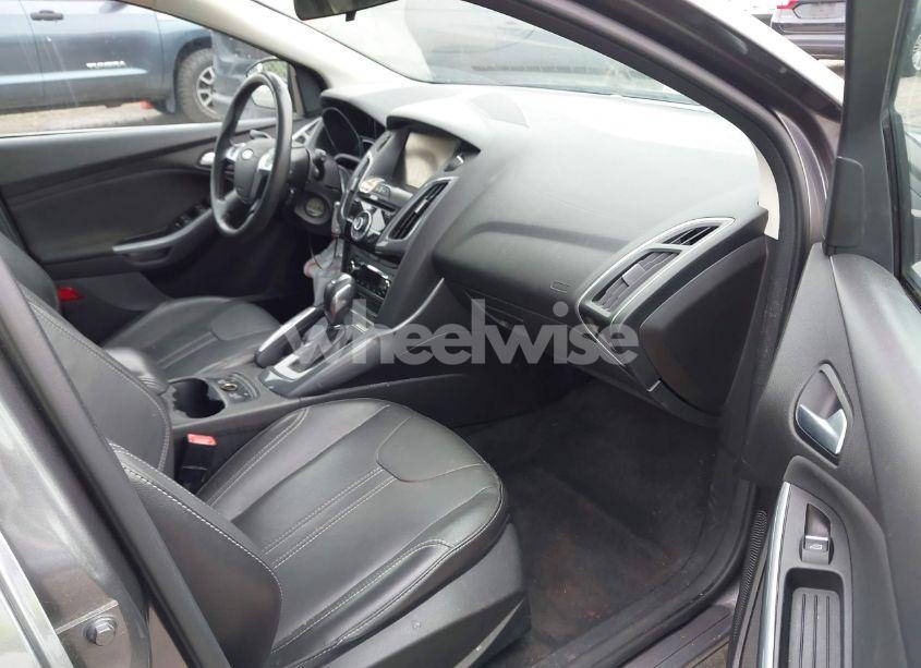 Photo 5 of 2013 Ford Focus TITANIUM (VIN 1FADP3N25DL219006)