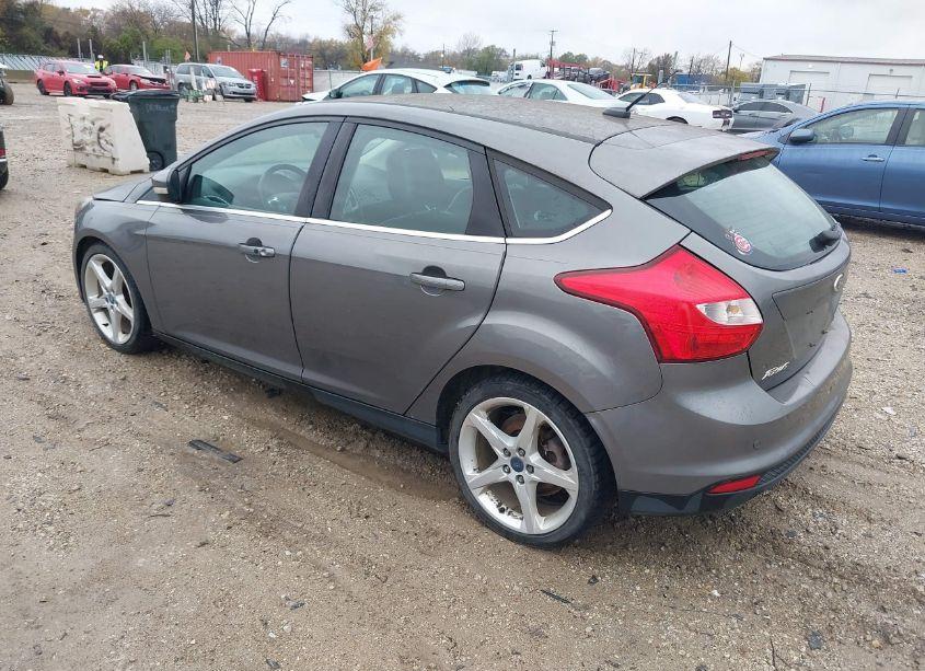 Photo 3 of 2013 Ford Focus TITANIUM (VIN 1FADP3N25DL270084)
