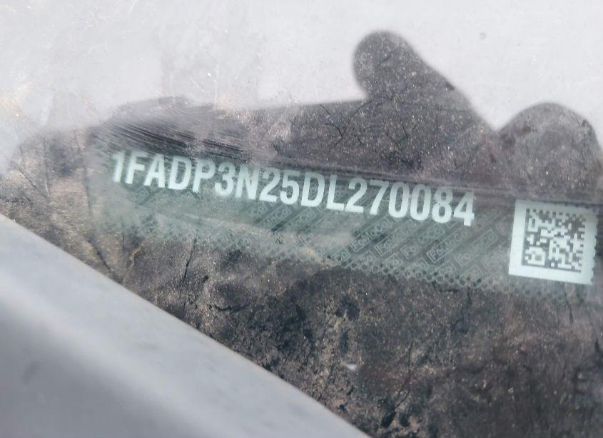 Photo 9 of 2013 Ford Focus TITANIUM (VIN 1FADP3N25DL270084)