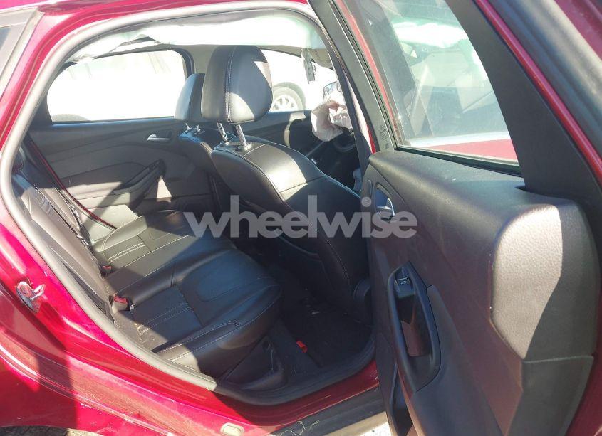 Photo 8 of 2013 Ford Focus TITANIUM (VIN 1FADP3N25DL352557)