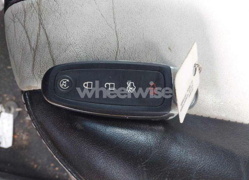 Photo 11 of 2014 Ford Focus TITANIUM (VIN 1FADP3N25EL155289)