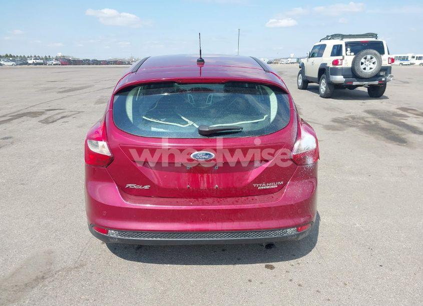 Photo 16 of 2014 Ford Focus TITANIUM (VIN 1FADP3N25EL155289)