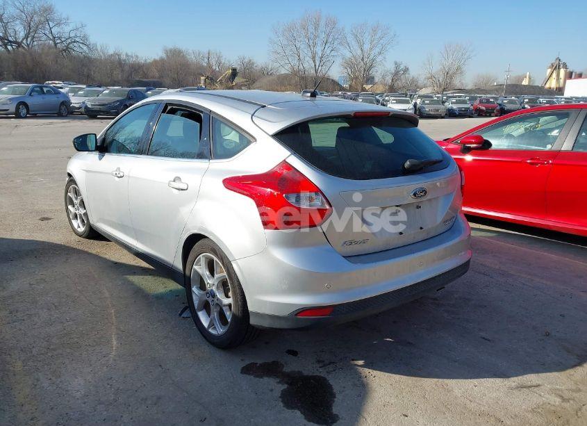 Photo 3 of 2014 Ford Focus TITANIUM (VIN 1FADP3N25EL197395)