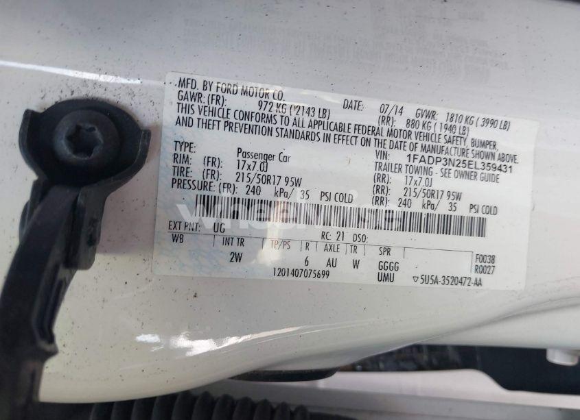 Photo 9 of 2014 Ford Focus TITANIUM (VIN 1FADP3N25EL359431)