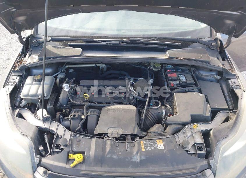 Photo 10 of 2014 Ford Focus TITANIUM (VIN 1FADP3N25EL396897)