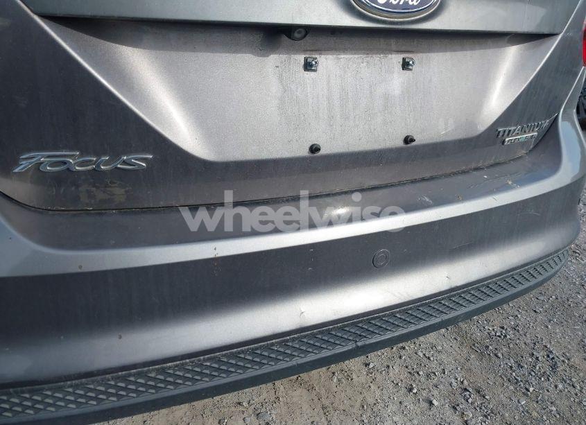 Photo 14 of 2014 Ford Focus TITANIUM (VIN 1FADP3N25EL396897)
