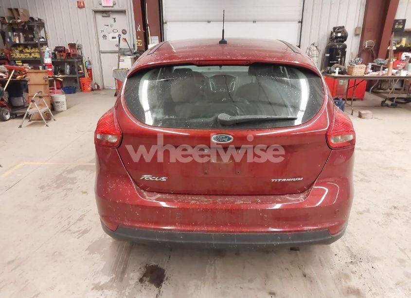 Photo 16 of 2015 Ford Focus TITANIUM (VIN 1FADP3N25FL338158)