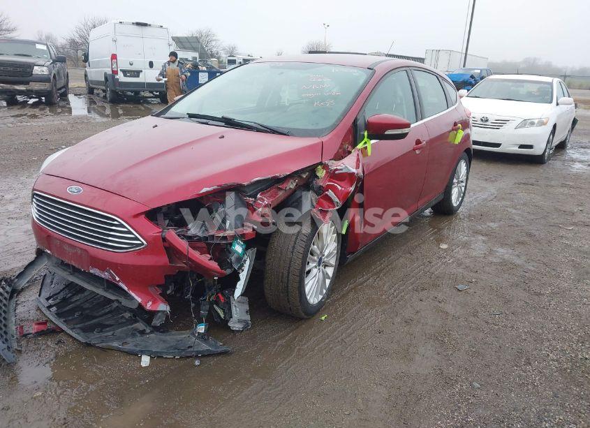 Photo 2 of 2016 Ford Focus TITANIUM (VIN 1FADP3N25GL205983)