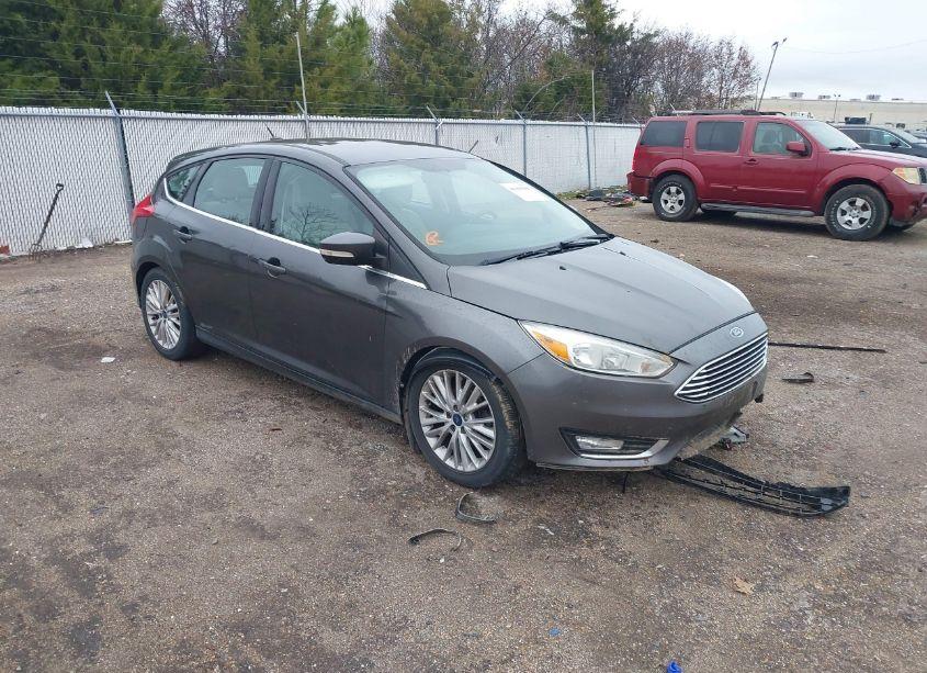 2016 Ford Focus TITANIUM (VIN 1FADP3N25GL302634) main photo