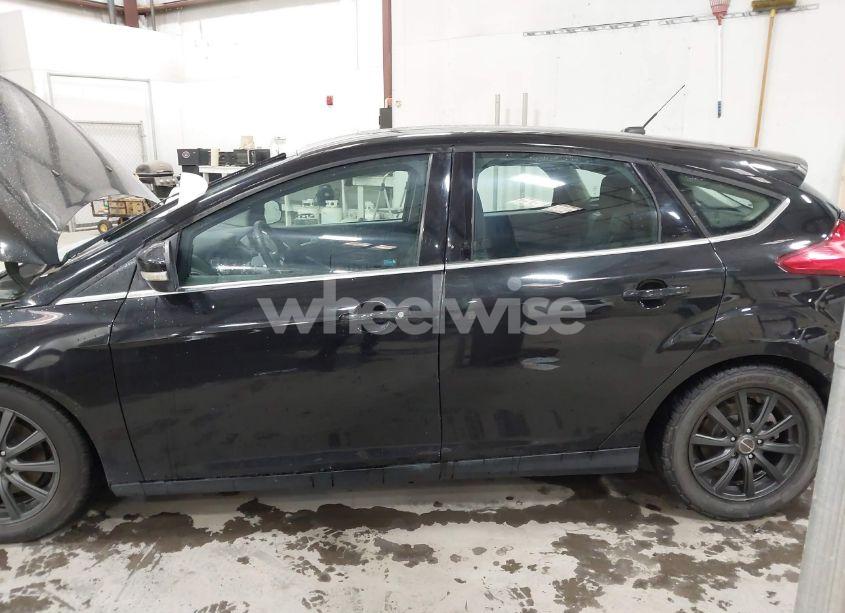 Photo 6 of 2013 Ford Focus TITANIUM (VIN 1FADP3N26DL151783)