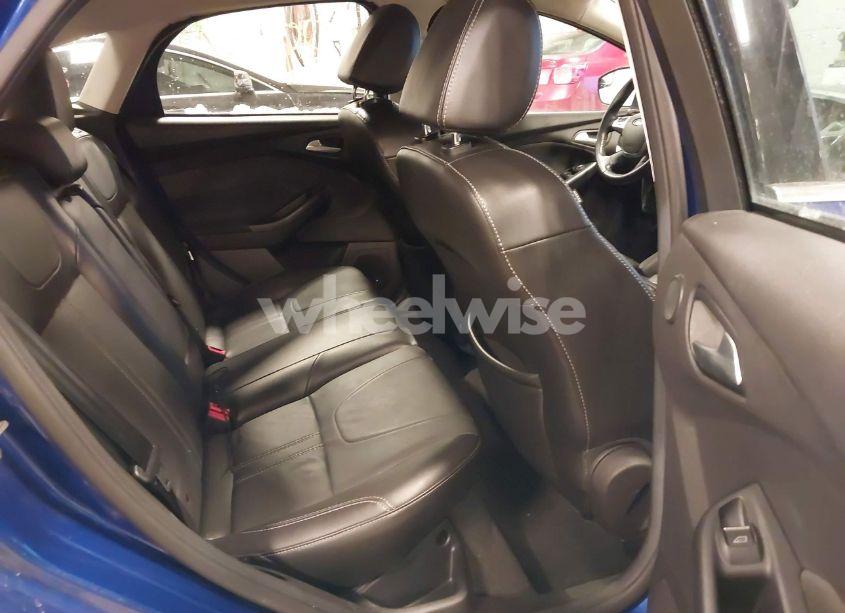 Photo 8 of 2014 Ford Focus TITANIUM (VIN 1FADP3N26EL342167)