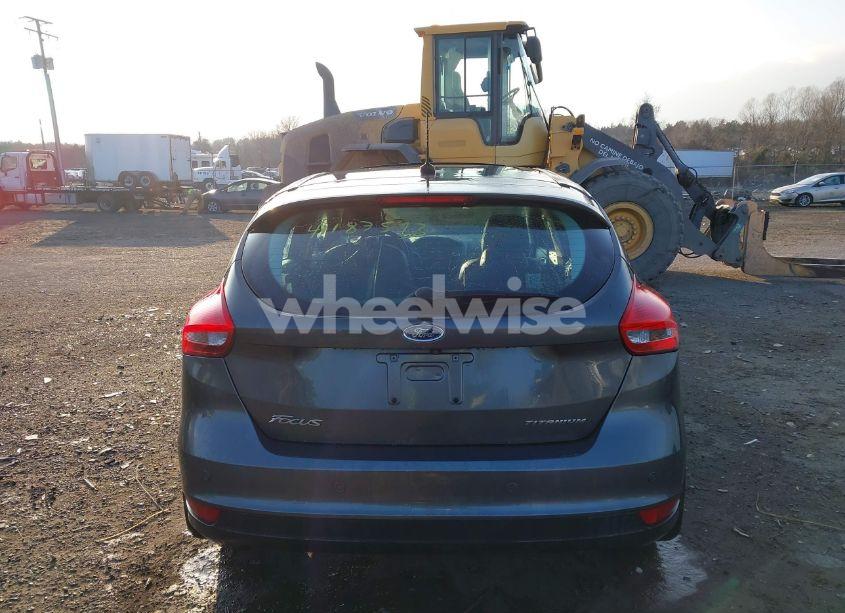 Photo 17 of 2015 Ford Focus TITANIUM (VIN 1FADP3N26FL215985)