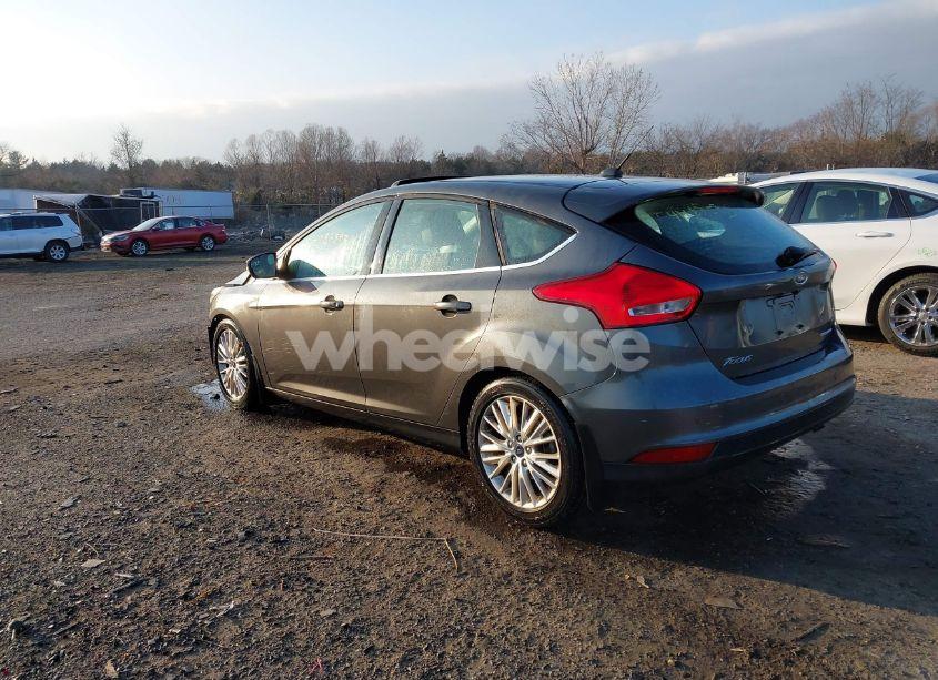 Photo 3 of 2015 Ford Focus TITANIUM (VIN 1FADP3N26FL215985)