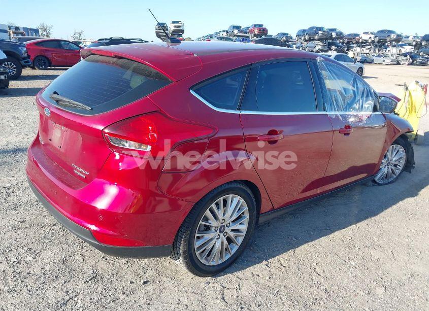 Photo 4 of 2015 Ford Focus TITANIUM (VIN 1FADP3N26FL313561)