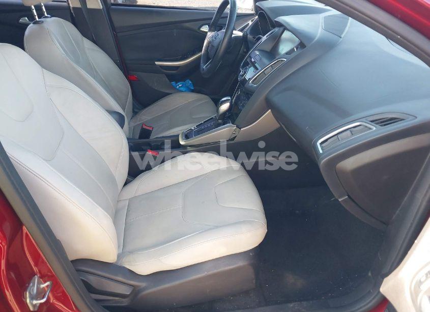 Photo 5 of 2015 Ford Focus TITANIUM (VIN 1FADP3N26FL313561)
