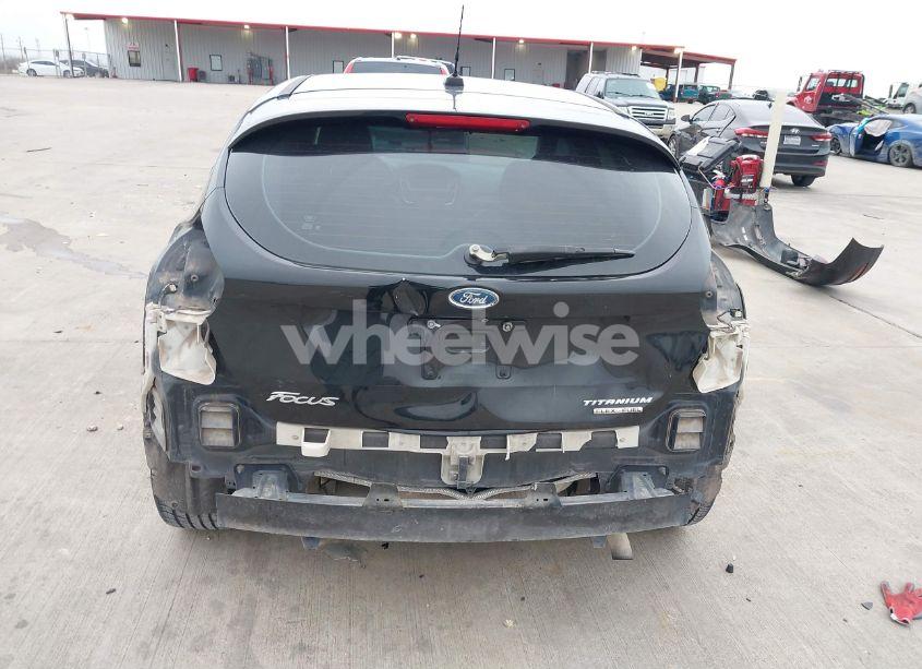 Photo 6 of 2015 Ford Focus TITANIUM (VIN 1FADP3N26FL323538)