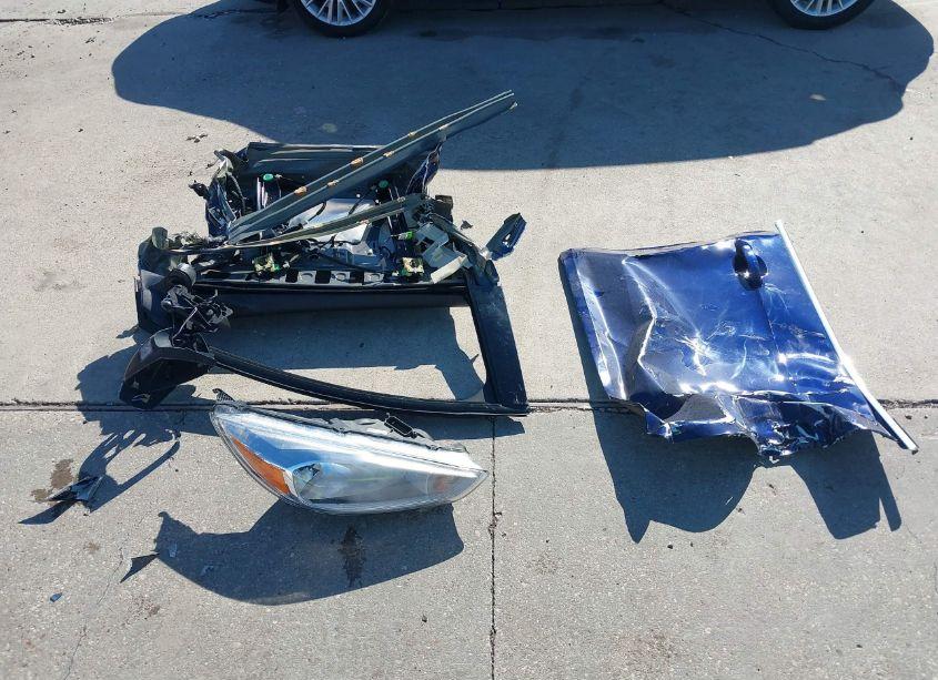 Photo 12 of 2016 Ford Focus TITANIUM (VIN 1FADP3N26GL259891)