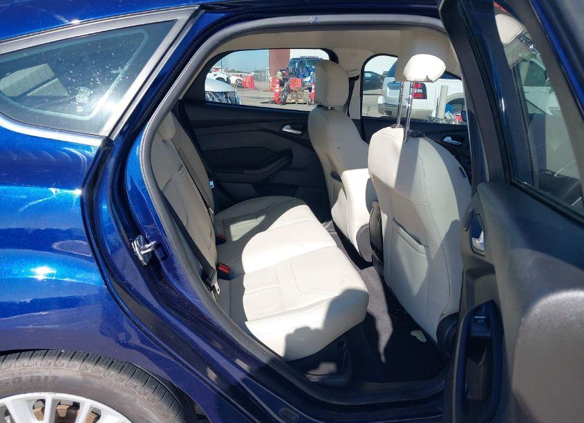 Photo 8 of 2016 Ford Focus TITANIUM (VIN 1FADP3N26GL259891)
