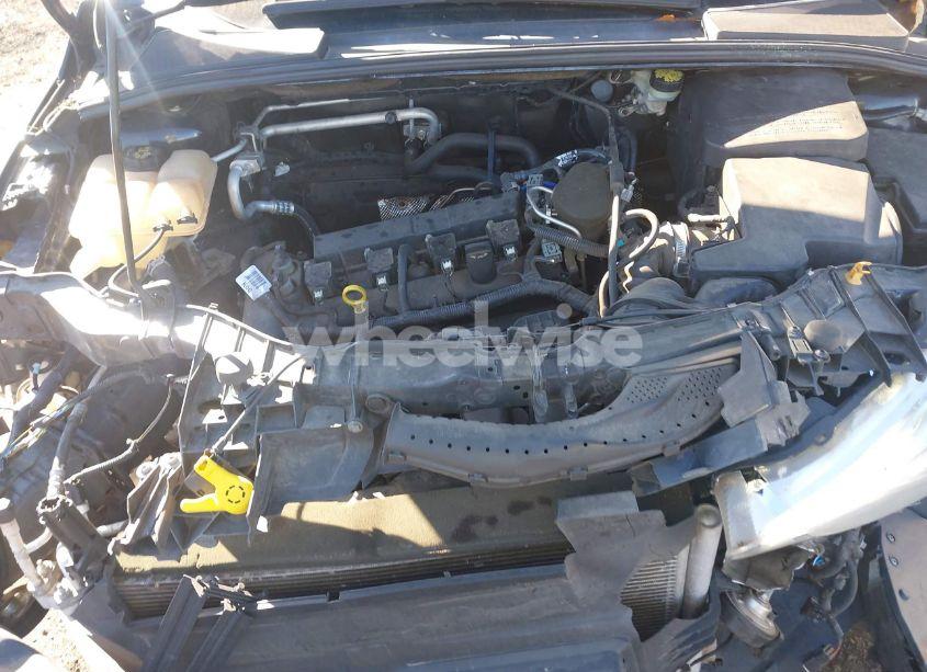 Photo 10 of 2016 Ford Focus TITANIUM (VIN 1FADP3N26GL299596)