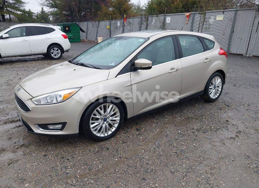 Photo 2 of 2017 Ford Focus TITANIUM (VIN 1FADP3N26HL207100)