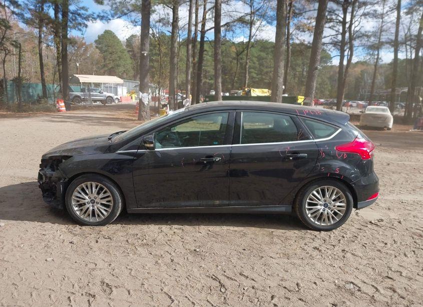Photo 15 of 2017 Ford Focus TITANIUM (VIN 1FADP3N26HL287207)