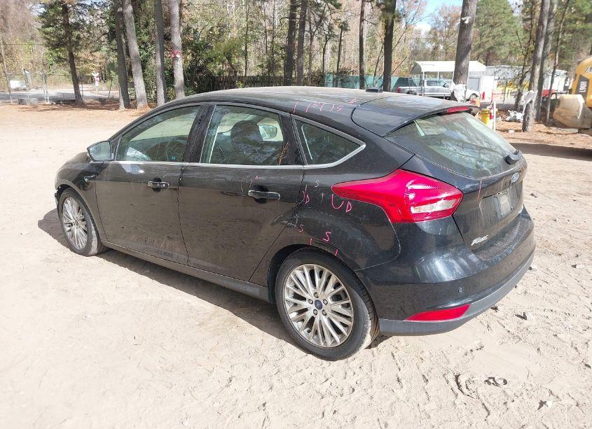 Photo 3 of 2017 Ford Focus TITANIUM (VIN 1FADP3N26HL287207)