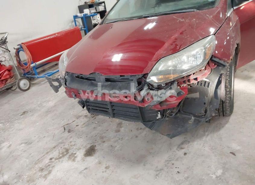 Photo 6 of 2013 Ford Focus TITANIUM (VIN 1FADP3N27DL114256)