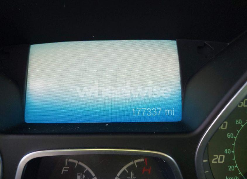 Photo 7 of 2013 Ford Focus TITANIUM (VIN 1FADP3N27DL301593)