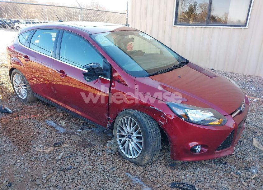 2014 Ford Focus TITANIUM (VIN 1FADP3N27EL457571) main photo