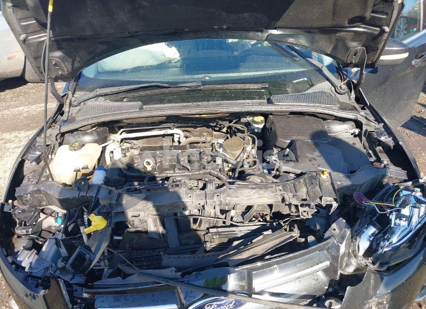 Photo 10 of 2014 Ford Focus TITANIUM (VIN 1FADP3N27EL458462)