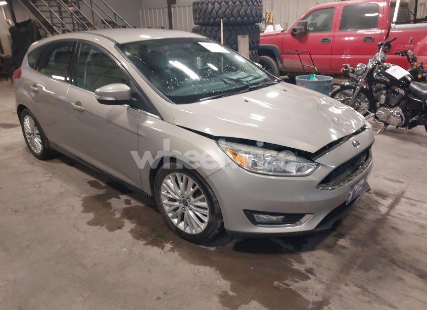 2015 Ford Focus TITANIUM (VIN 1FADP3N27FL328473) main photo