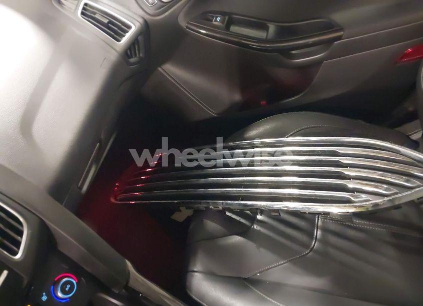 Photo 12 of 2015 Ford Focus TITANIUM (VIN 1FADP3N27FL328473)