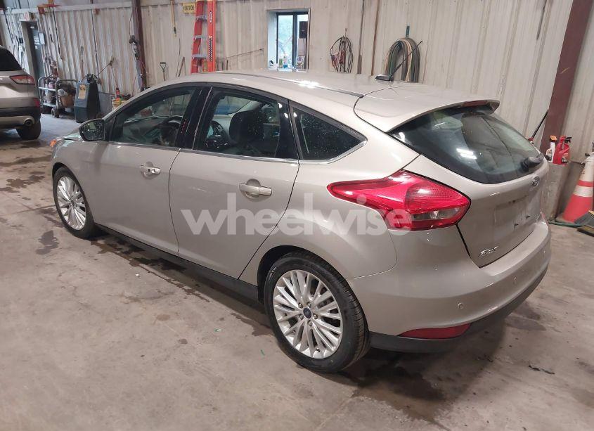 Photo 3 of 2015 Ford Focus TITANIUM (VIN 1FADP3N27FL328473)