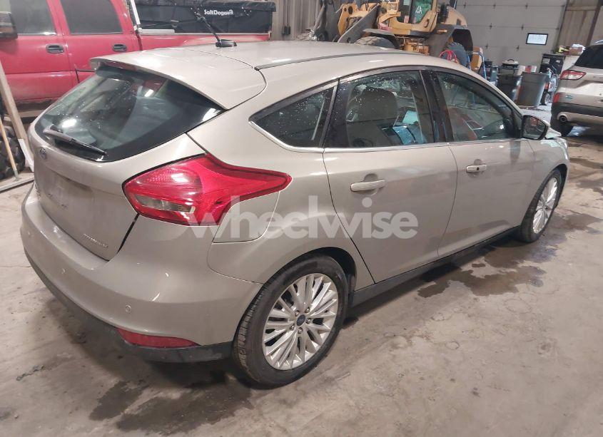 Photo 4 of 2015 Ford Focus TITANIUM (VIN 1FADP3N27FL328473)