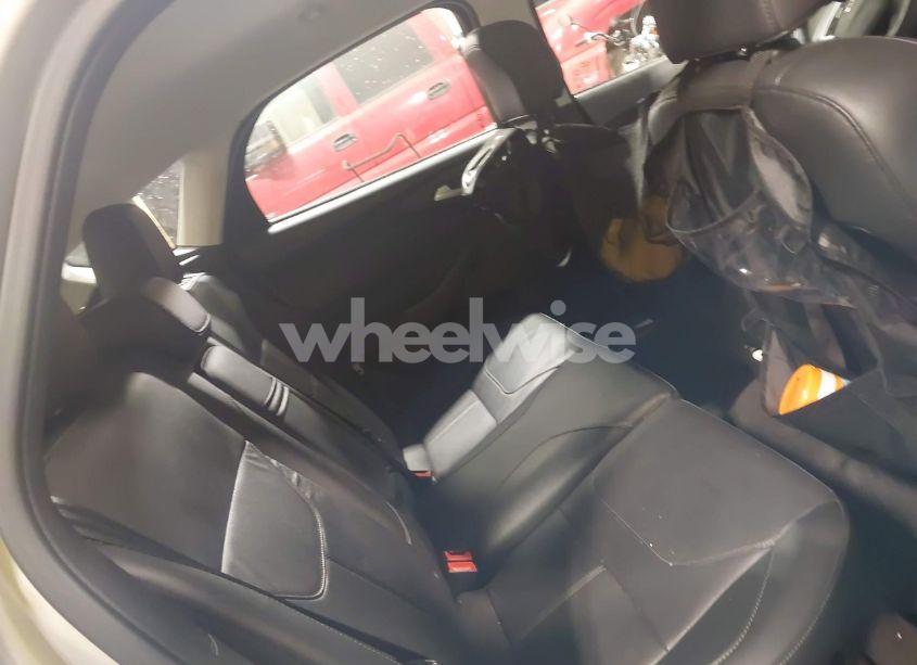 Photo 8 of 2015 Ford Focus TITANIUM (VIN 1FADP3N27FL328473)