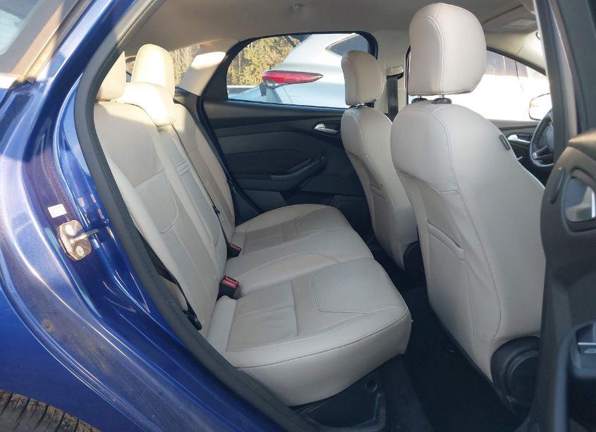 Photo 8 of 2015 Ford Focus TITANIUM (VIN 1FADP3N27FL365989)