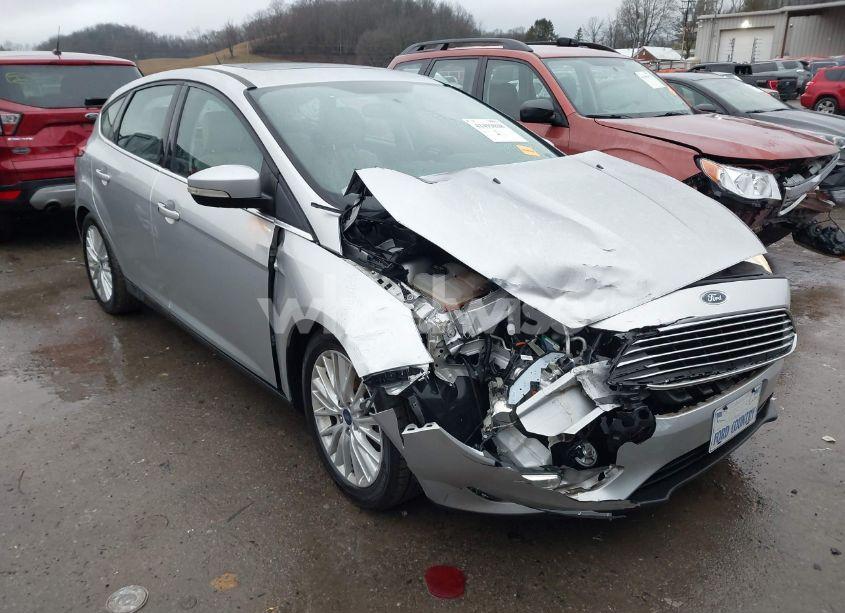 2018 Ford Focus TITANIUM (VIN 1FADP3N27JL316865) main photo
