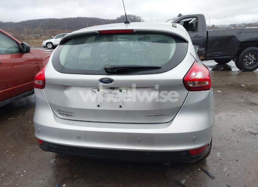 Photo 16 of 2018 Ford Focus TITANIUM (VIN 1FADP3N27JL316865)