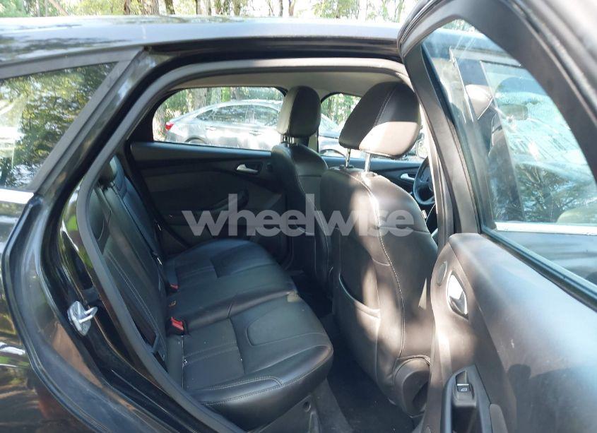 Photo 8 of 2014 Ford Focus TITANIUM (VIN 1FADP3N28EL166187)