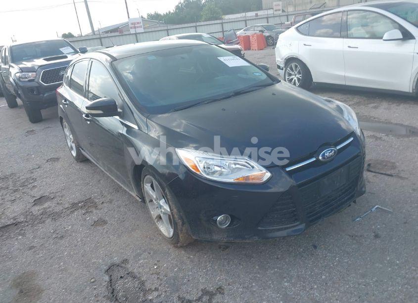2014 Ford Focus TITANIUM (VIN 1FADP3N28EL208034) main photo