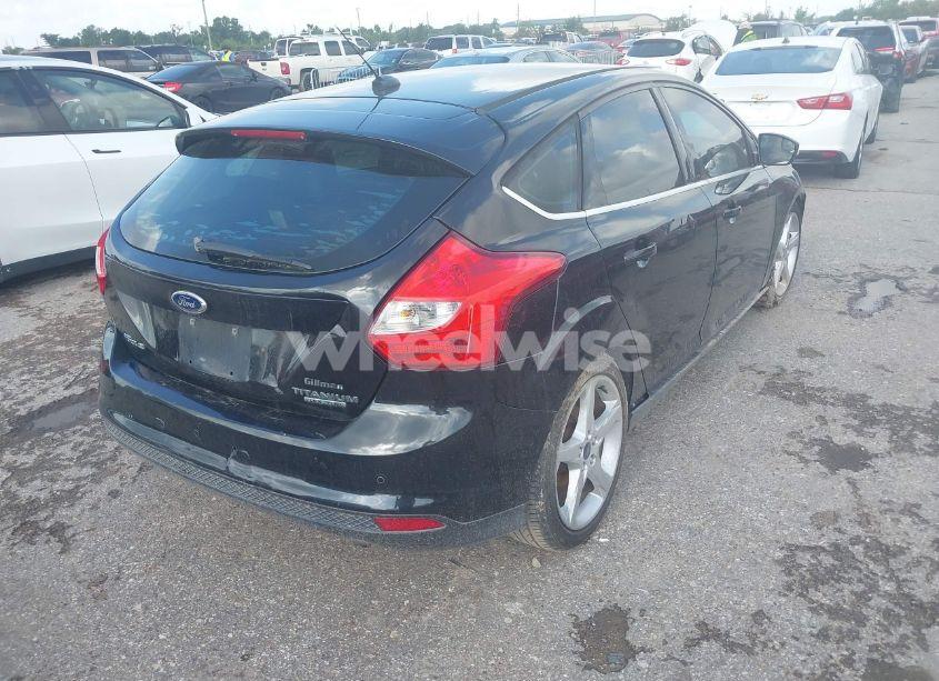 Photo 4 of 2014 Ford Focus TITANIUM (VIN 1FADP3N28EL208034)