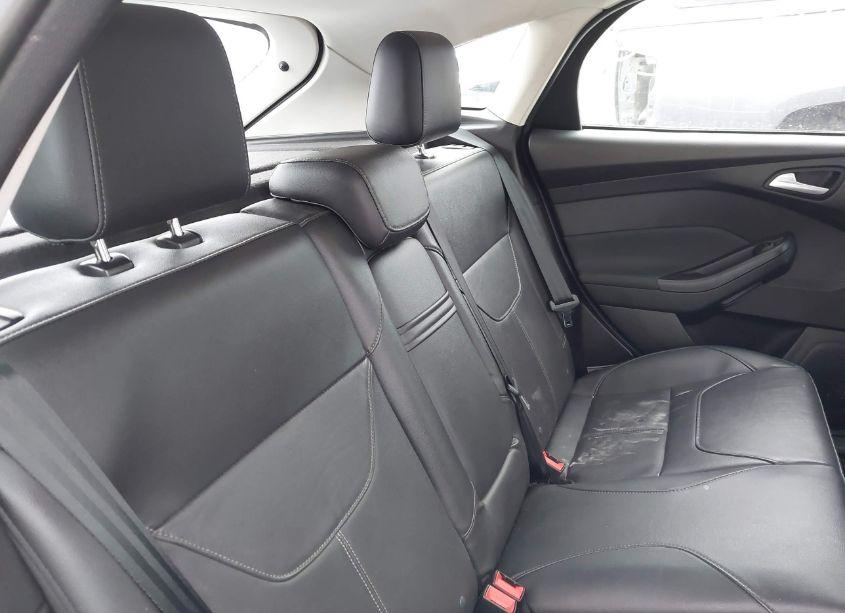 Photo 15 of 2015 Ford Focus TITANIUM (VIN 1FADP3N28FL298917)